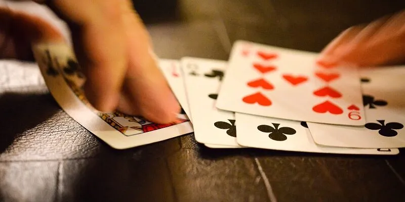 Cách Chơi Sâm - Game Bài Được Nhiều Bet Thủ Tìm Kiếm 3 Cách chơi Sâm chi tiết nhất cho tân thủ tại BJ88